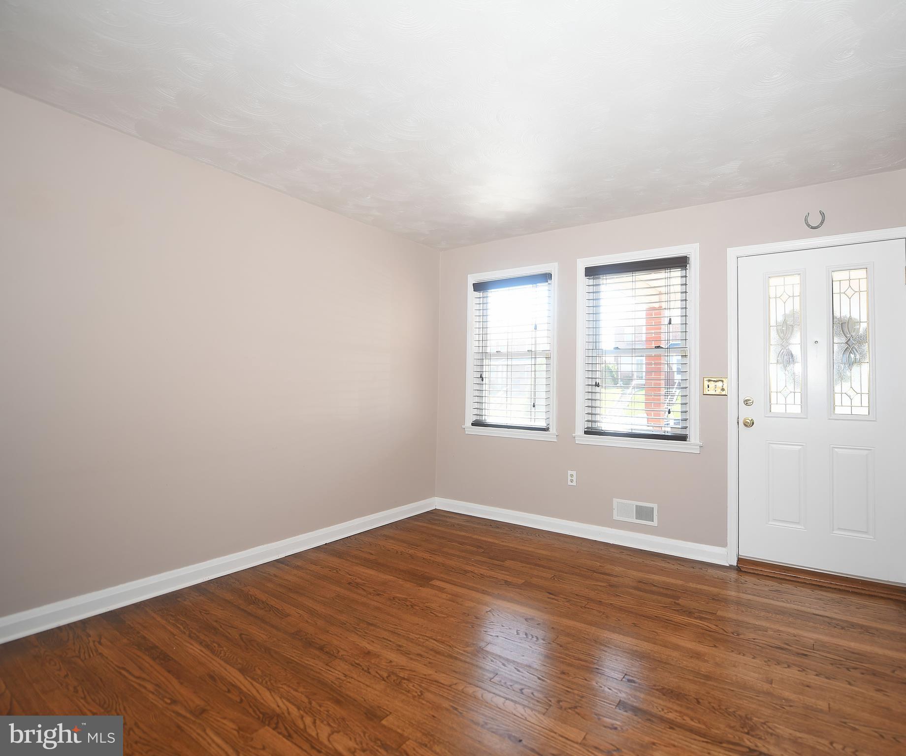 EASTWOOD - Residential