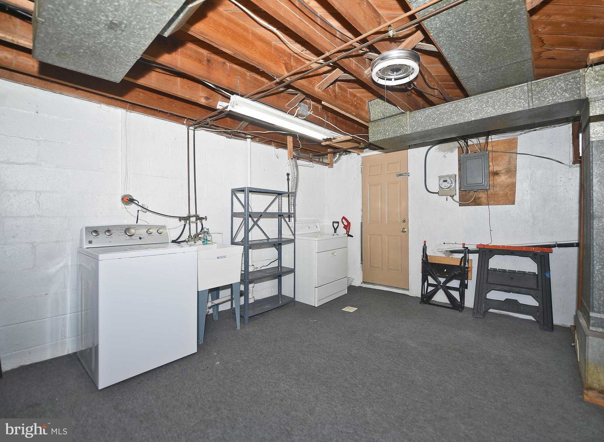 EASTWOOD - Residential