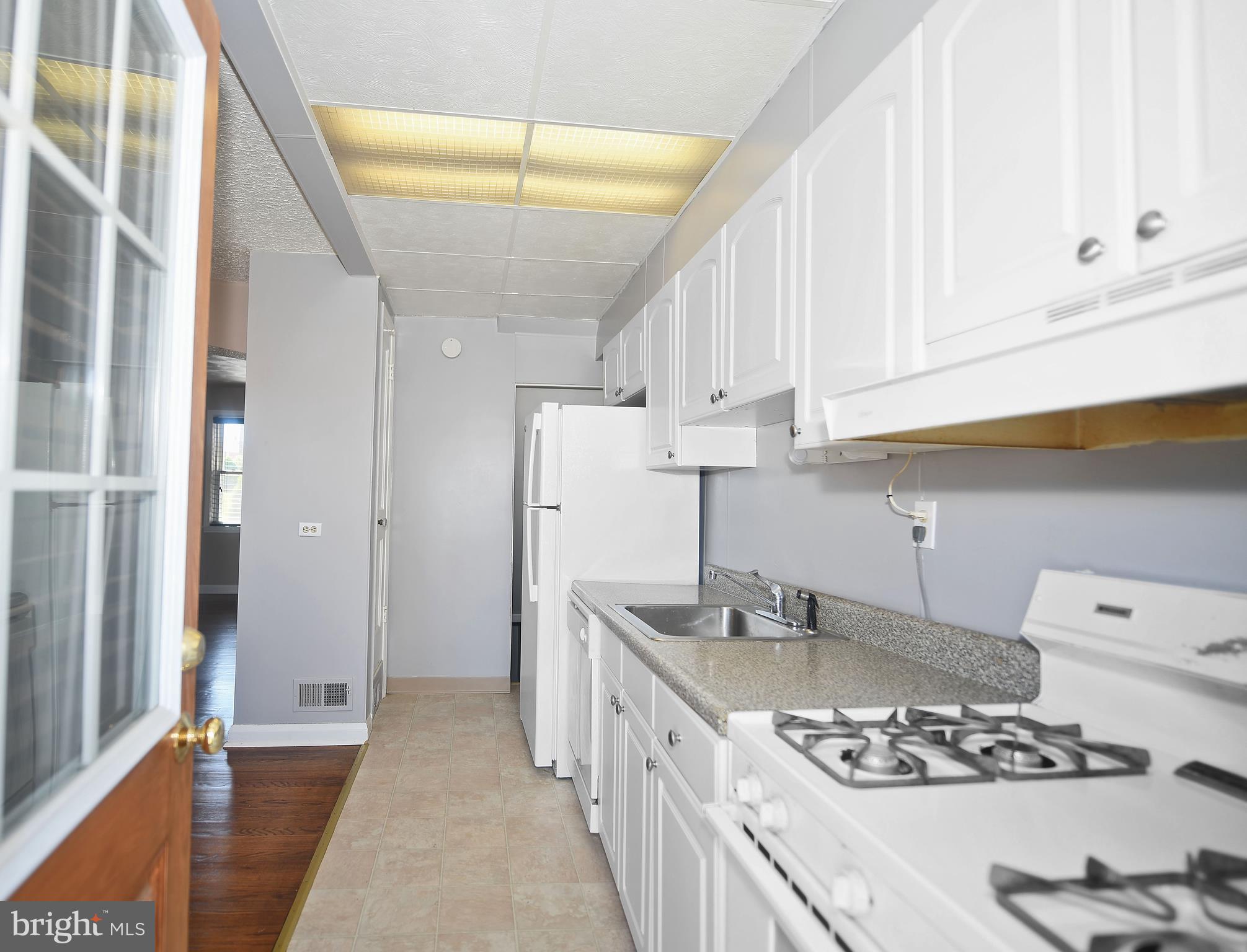 EASTWOOD - Residential