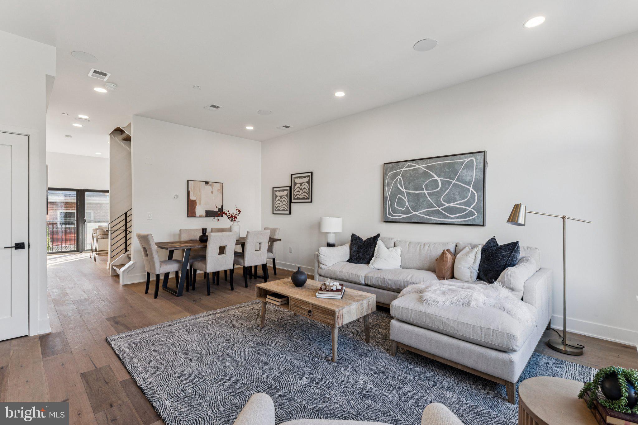 PHILADELPHIA - Residential