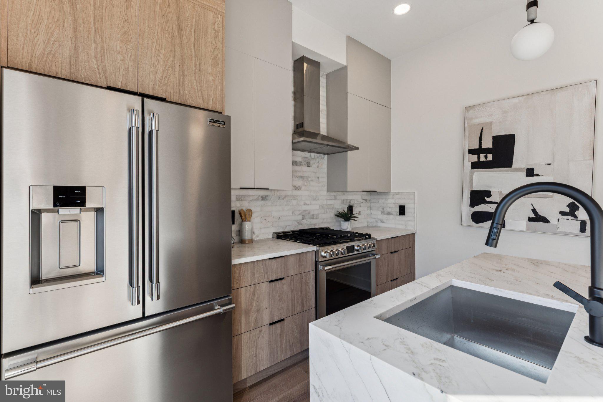 PHILADELPHIA - Residential