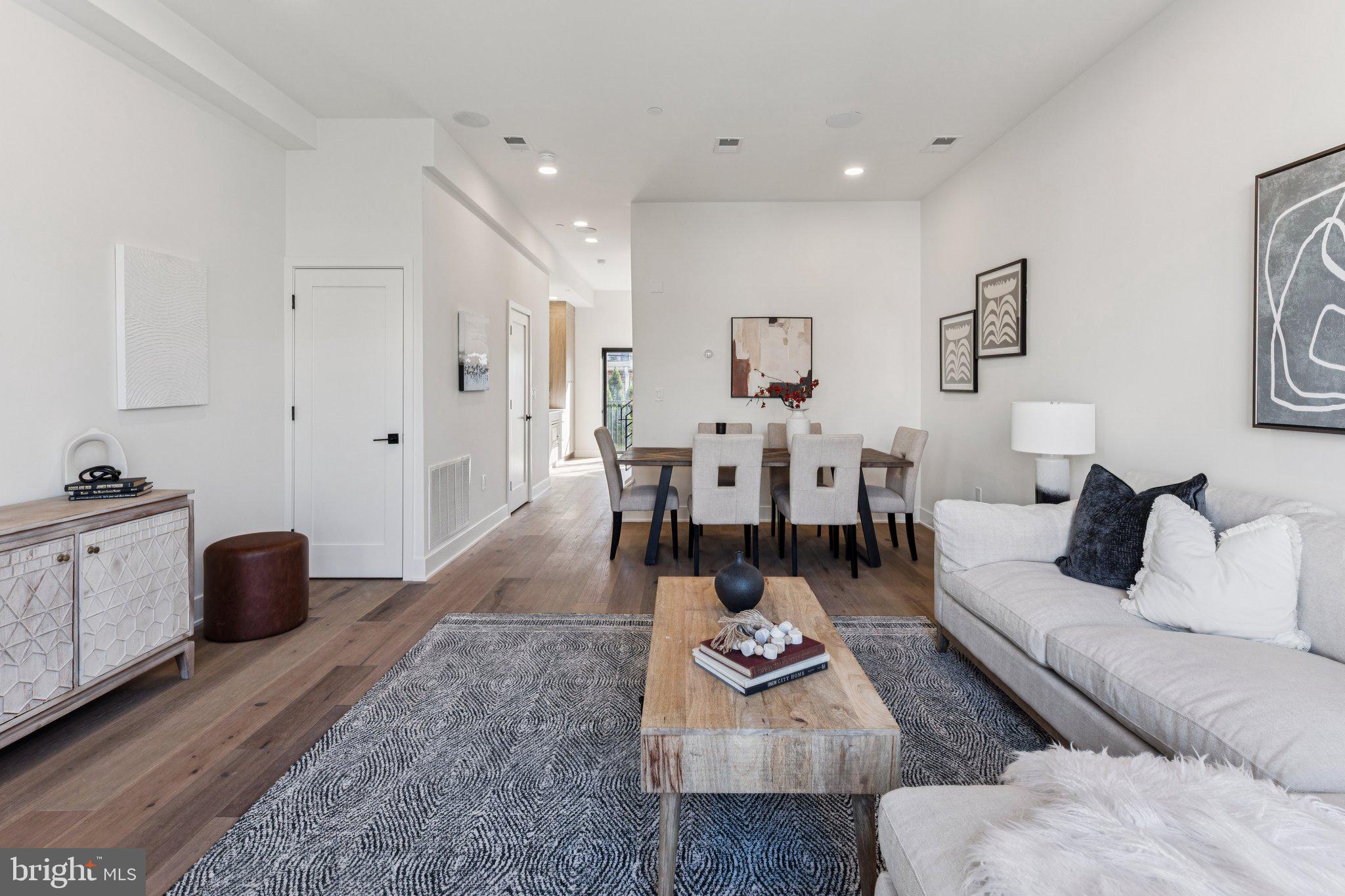 PHILADELPHIA - Residential