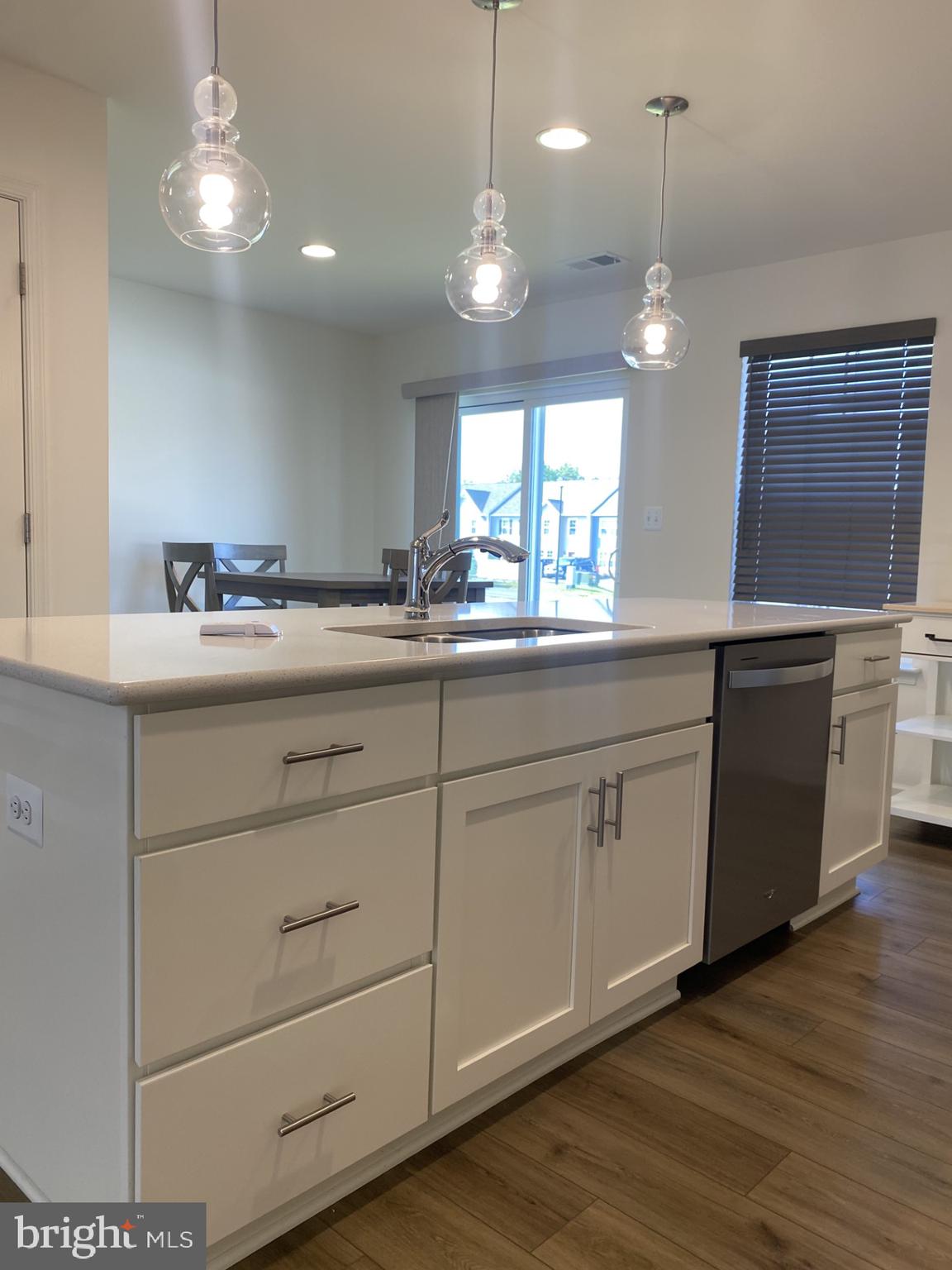 WHISPERING PINES - Residential Lease