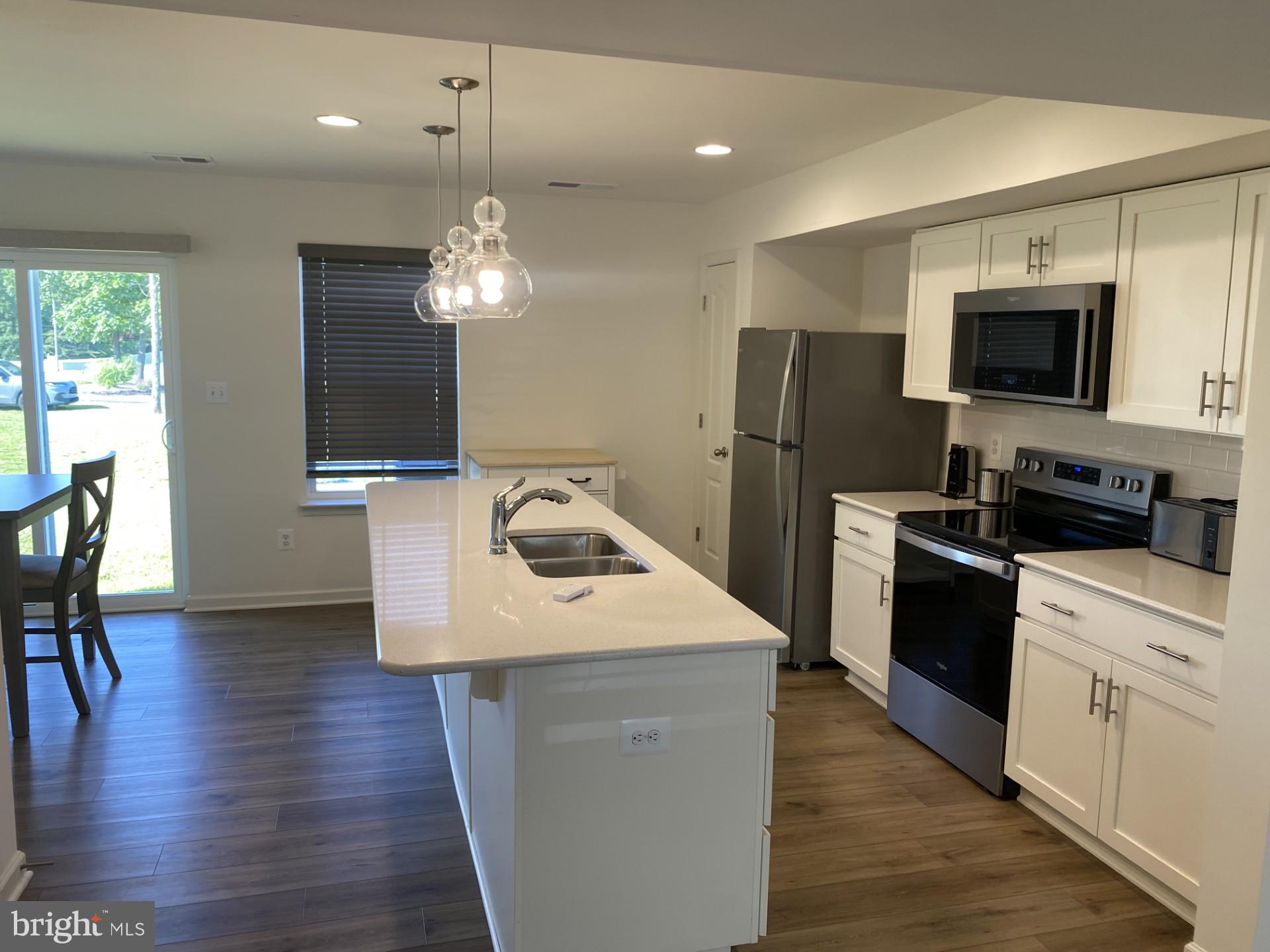 WHISPERING PINES - Residential Lease