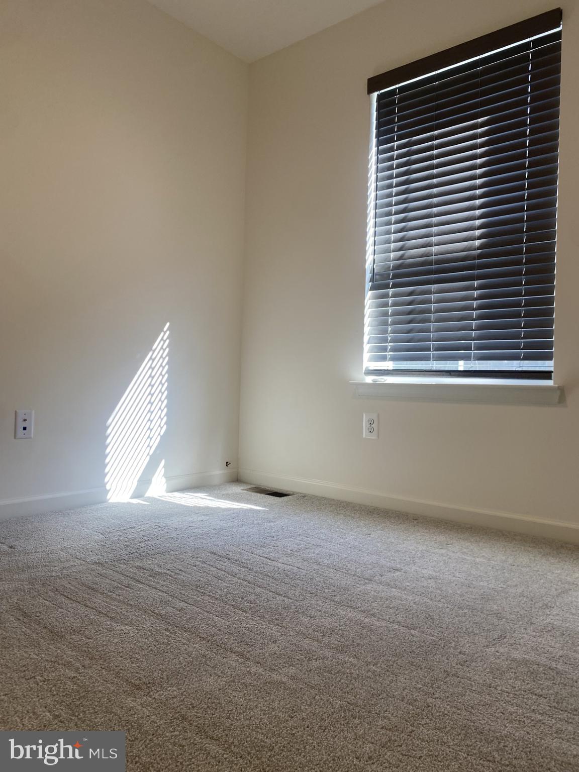 WHISPERING PINES - Residential Lease