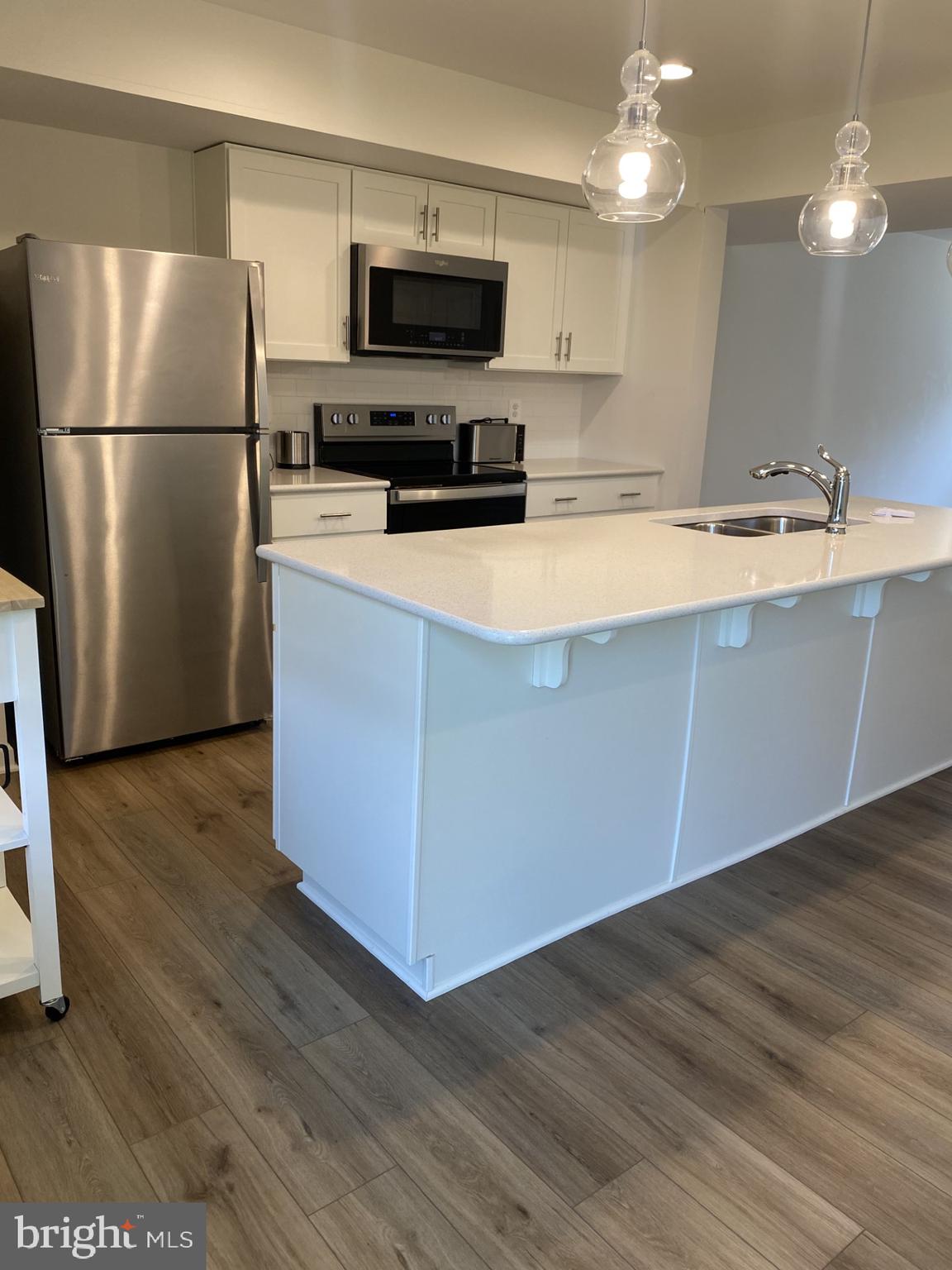 WHISPERING PINES - Residential Lease