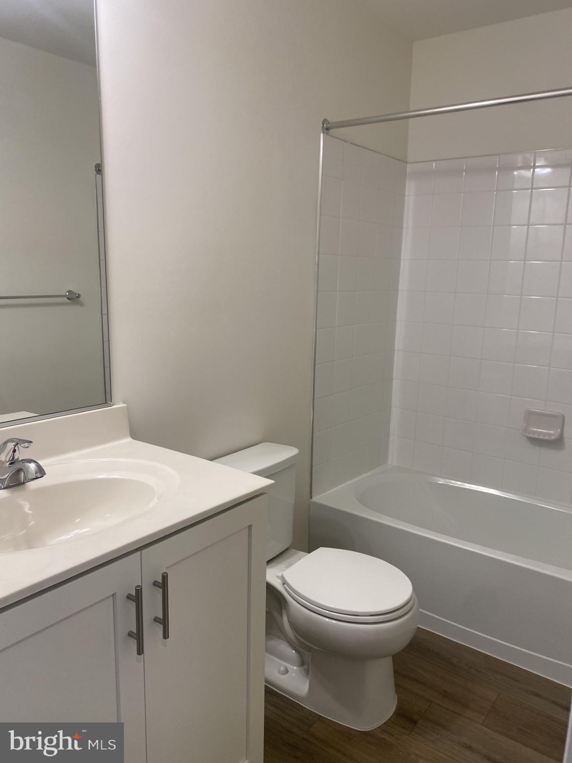 WHISPERING PINES - Residential Lease