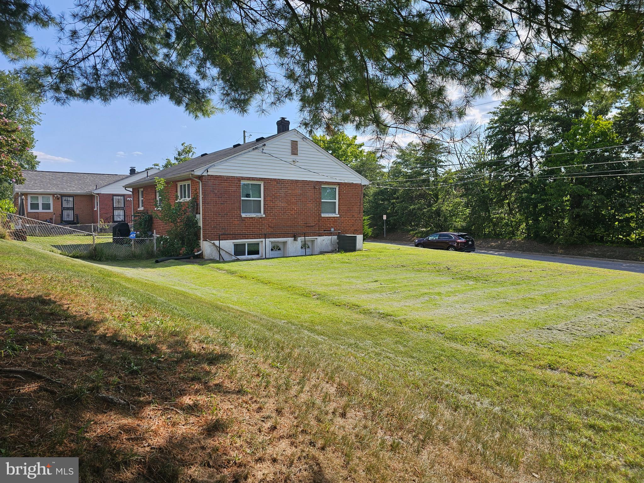 FOREST HEIGHTS - Residential