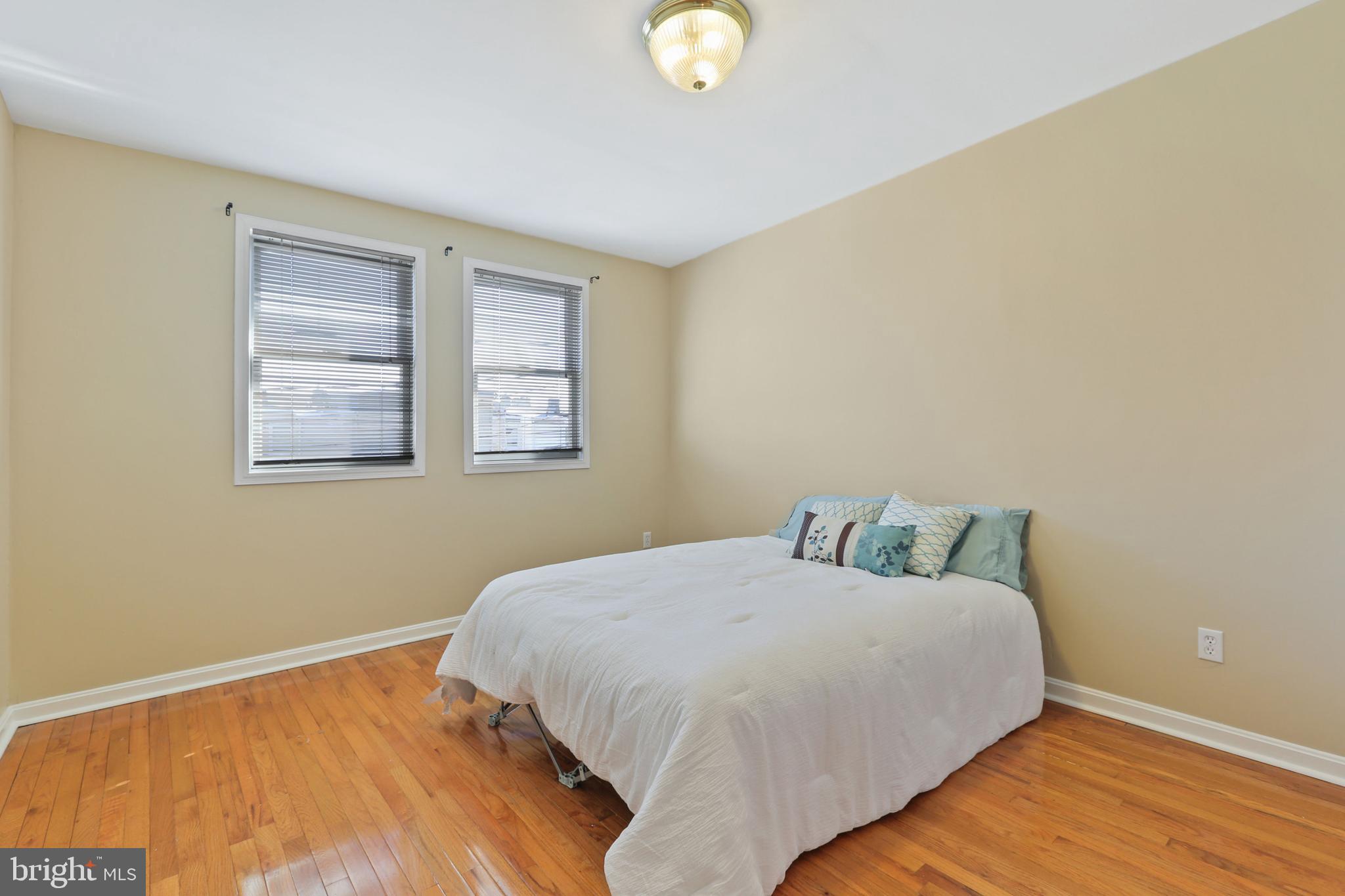 WASHINGTON VILLAGE - Residential