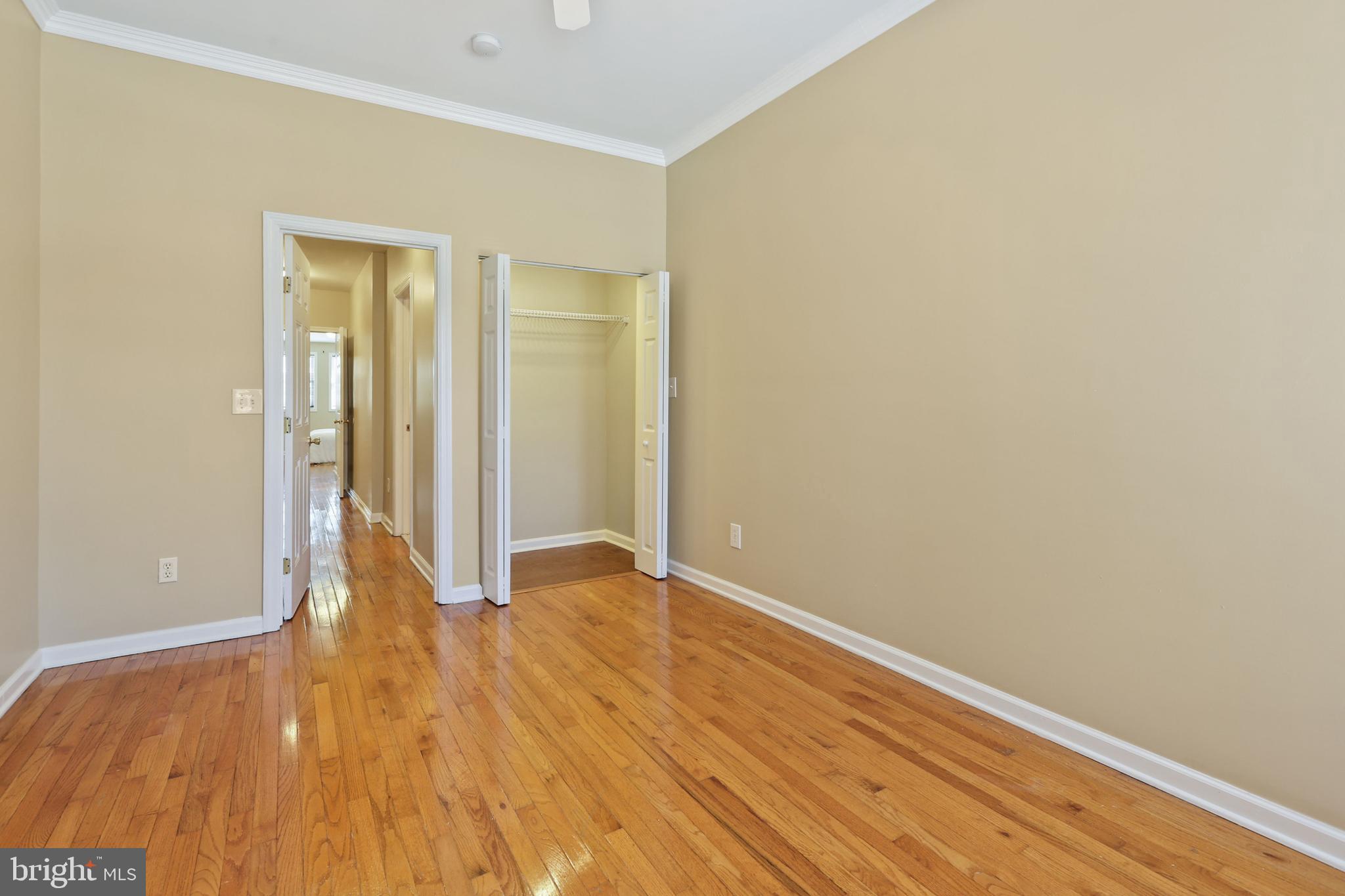 WASHINGTON VILLAGE - Residential