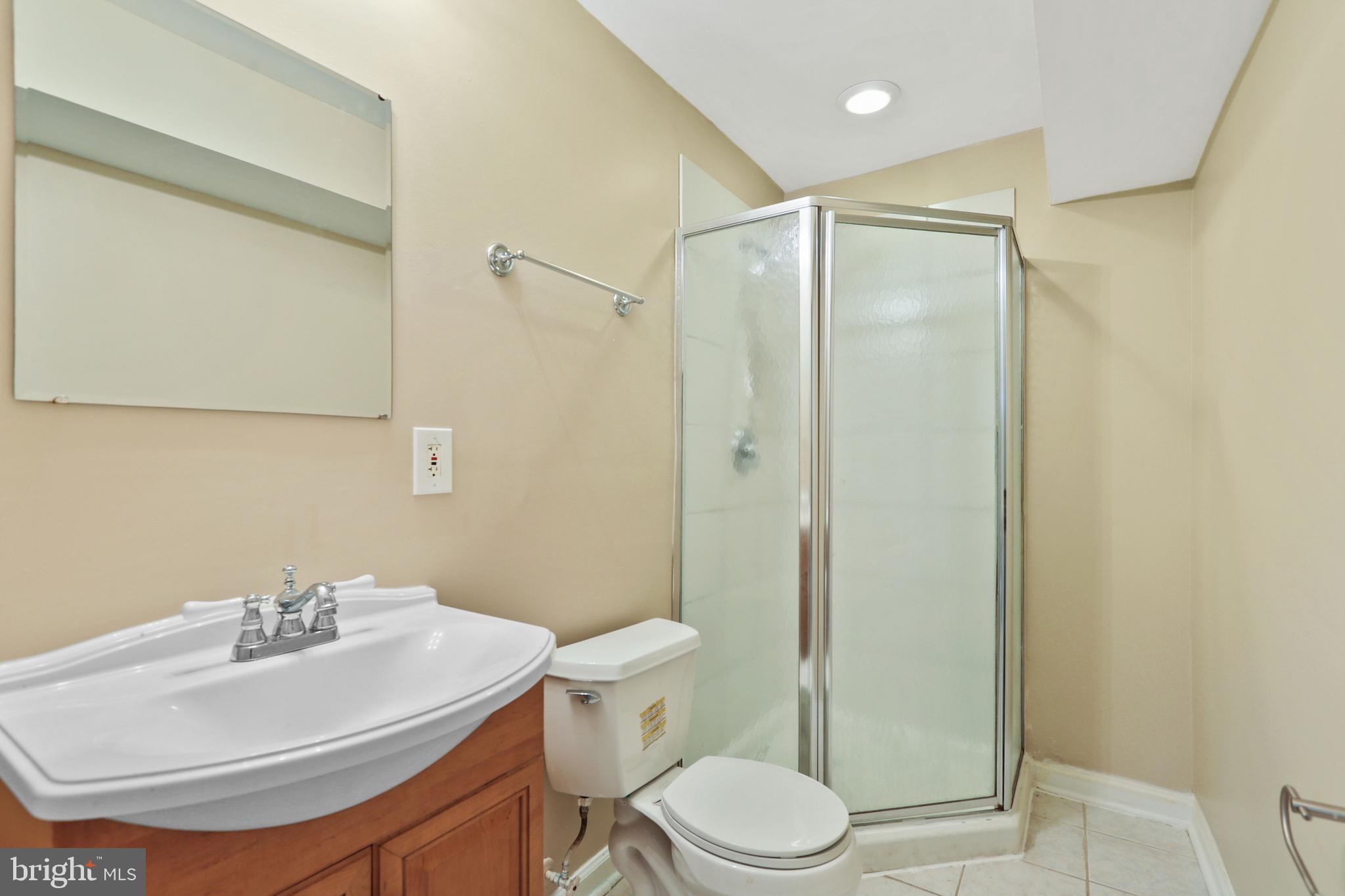 WASHINGTON VILLAGE - Residential