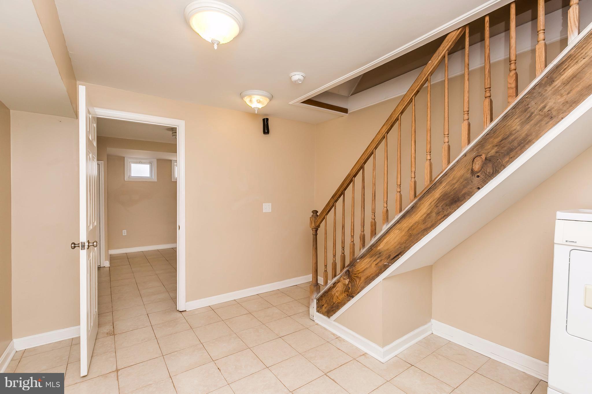 WASHINGTON VILLAGE - Residential