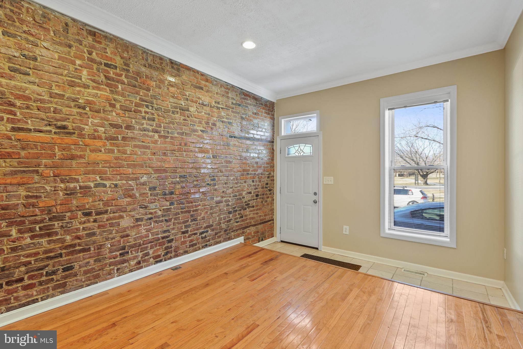 WASHINGTON VILLAGE - Residential