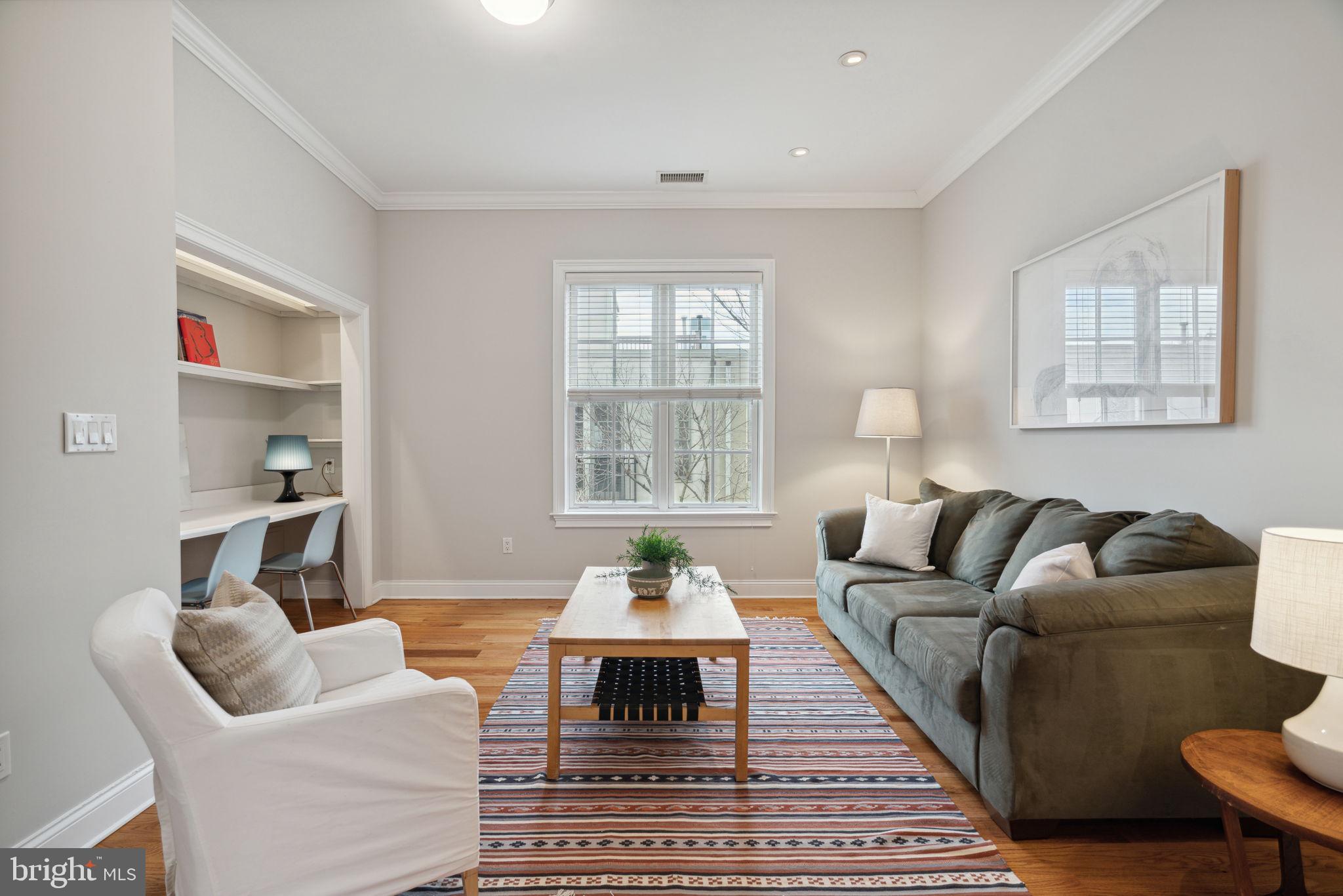 ART MUSEUM AREA - Residential