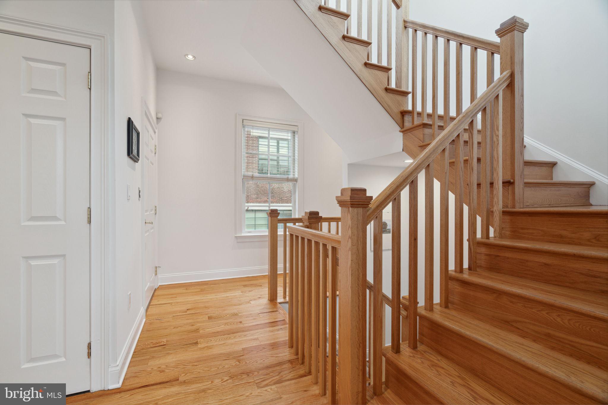 ART MUSEUM AREA - Residential