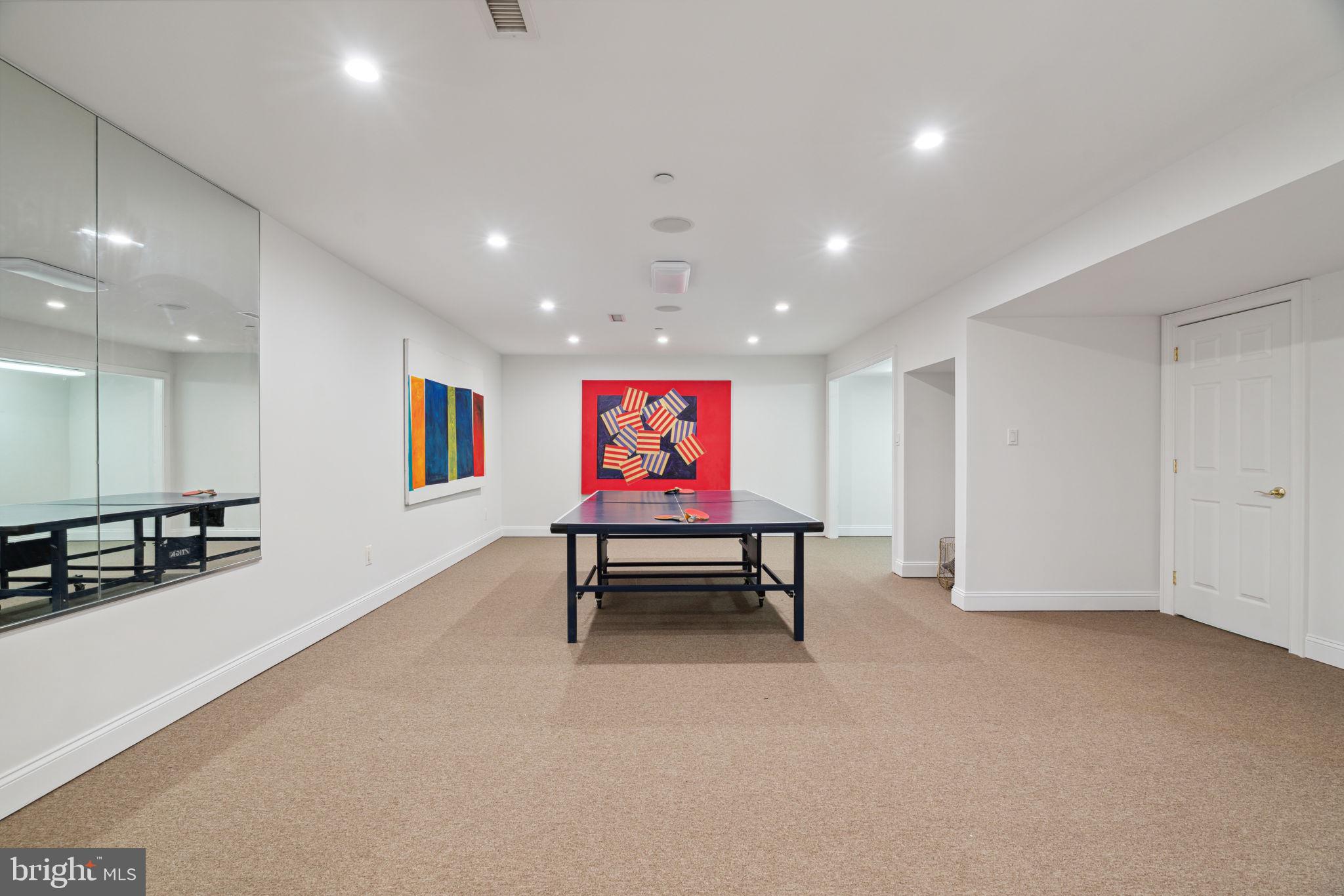 ART MUSEUM AREA - Residential