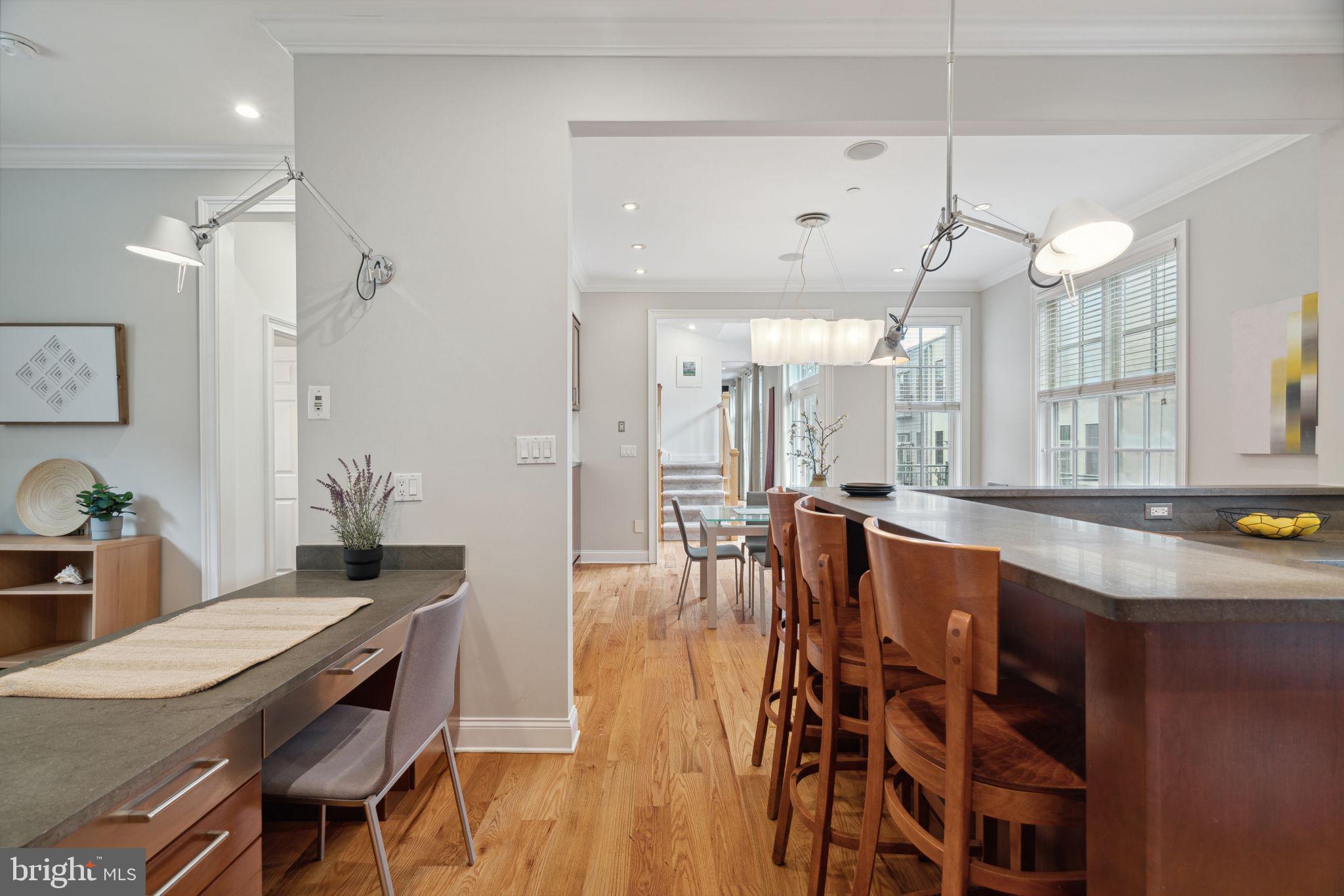 ART MUSEUM AREA - Residential