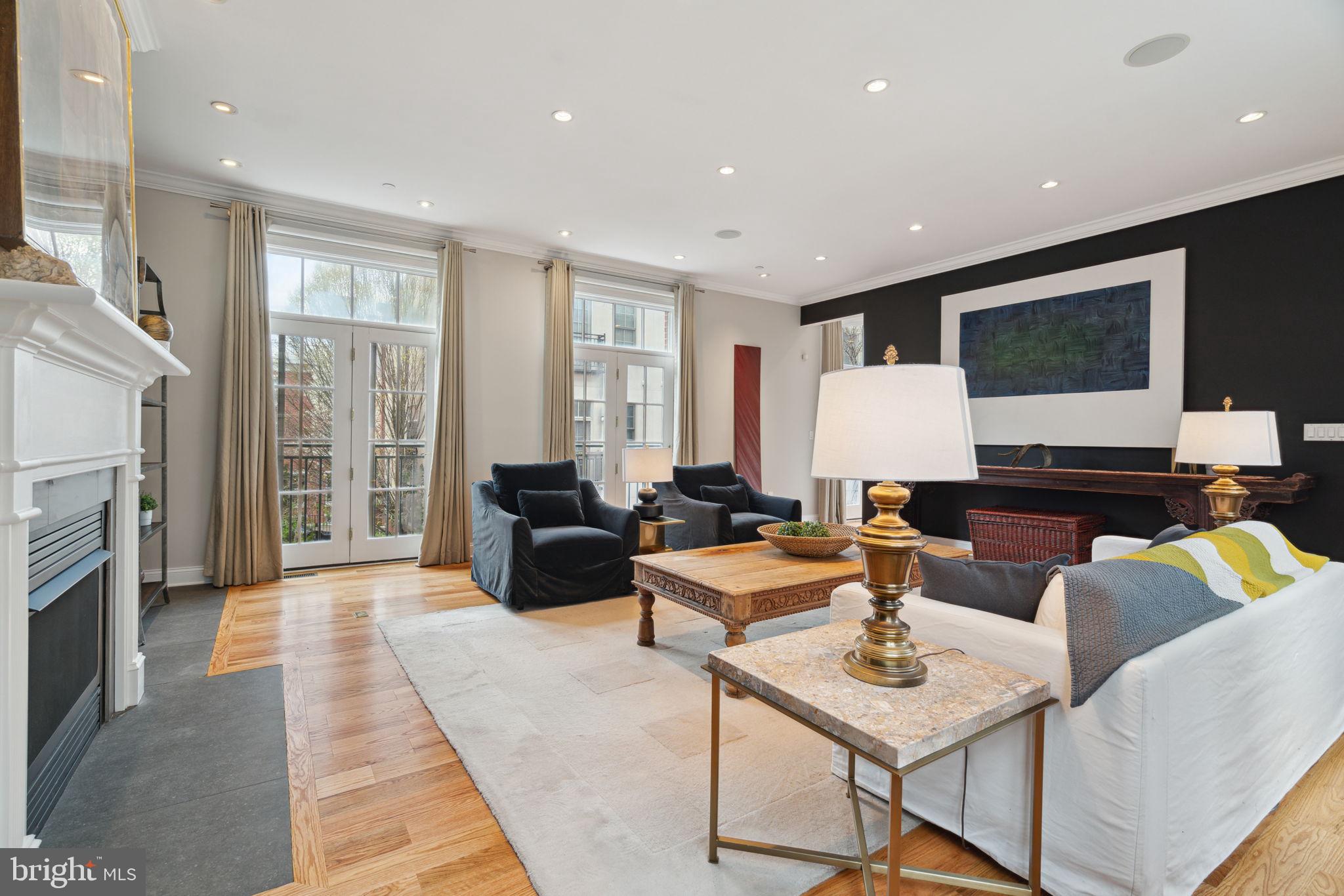 ART MUSEUM AREA - Residential