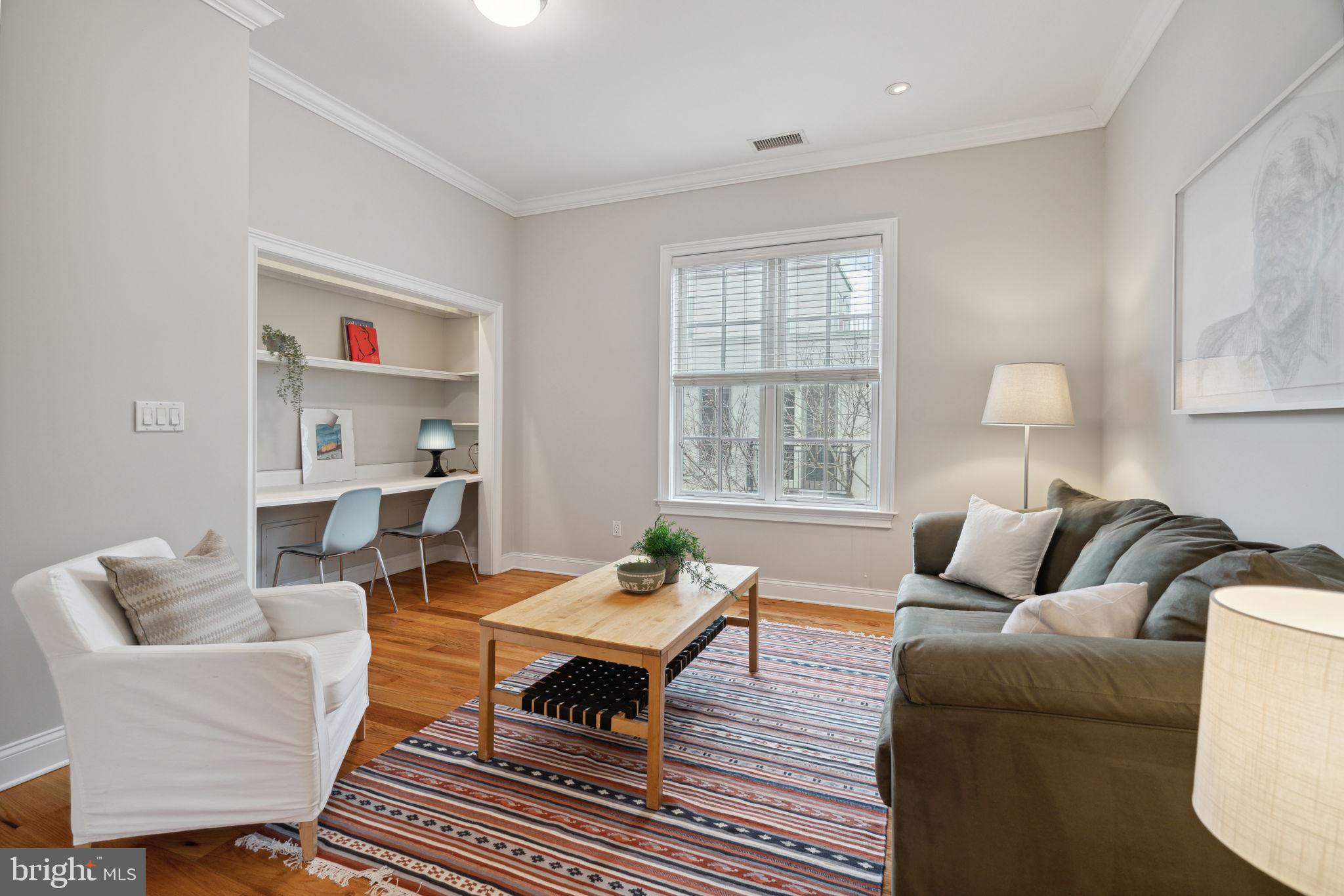 ART MUSEUM AREA - Residential