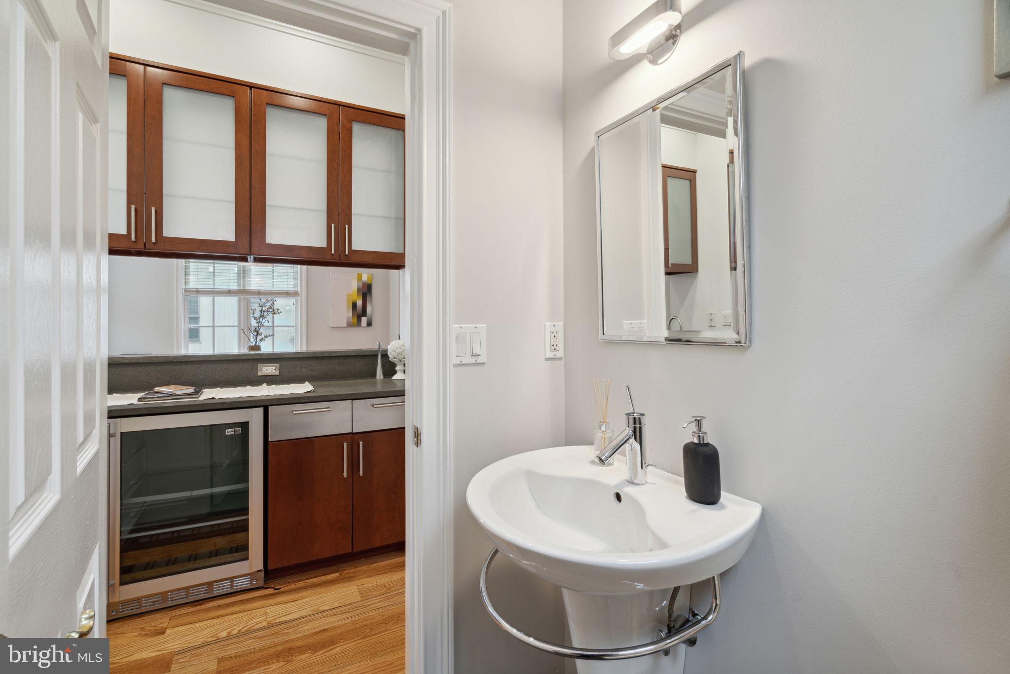 ART MUSEUM AREA - Residential