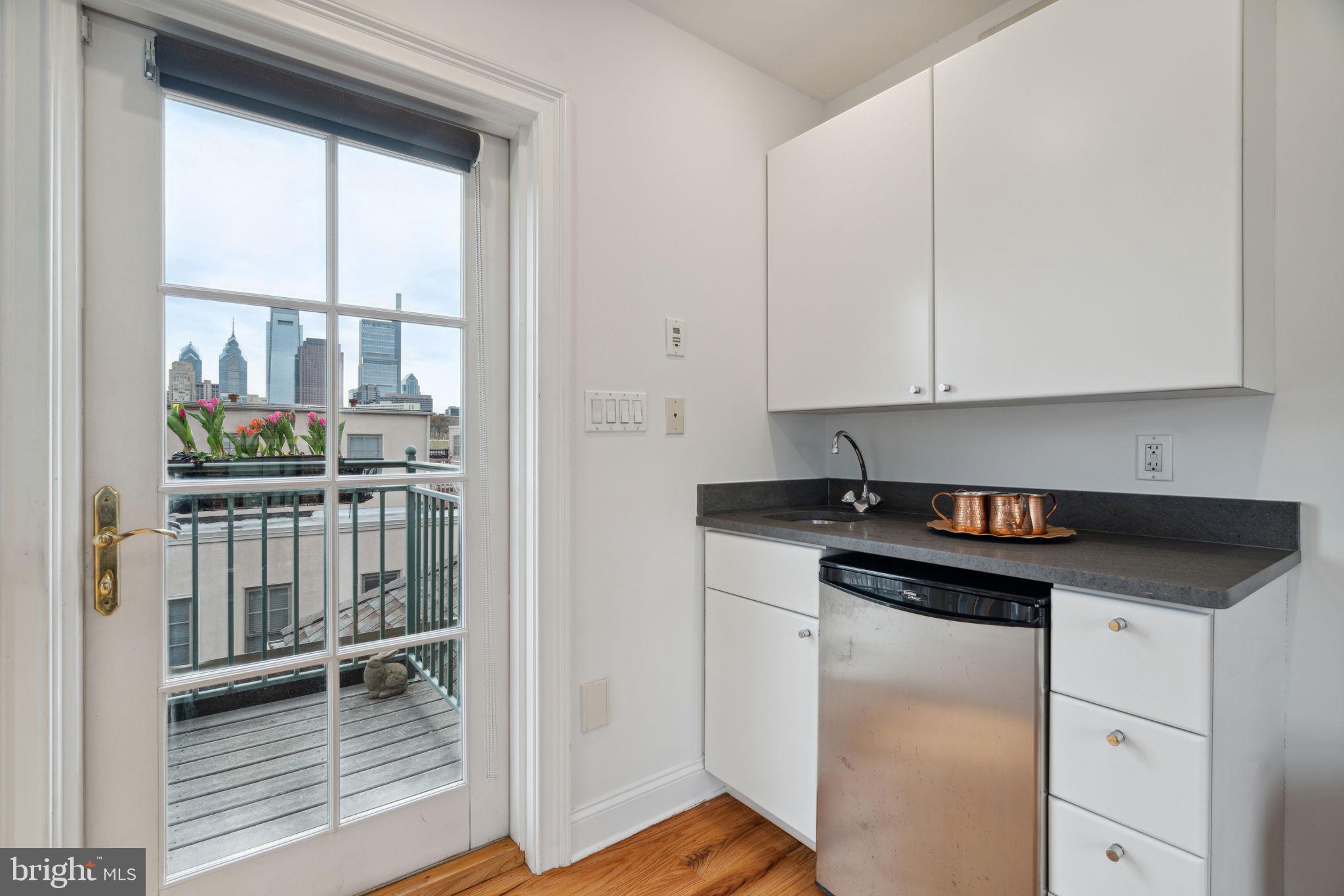 ART MUSEUM AREA - Residential