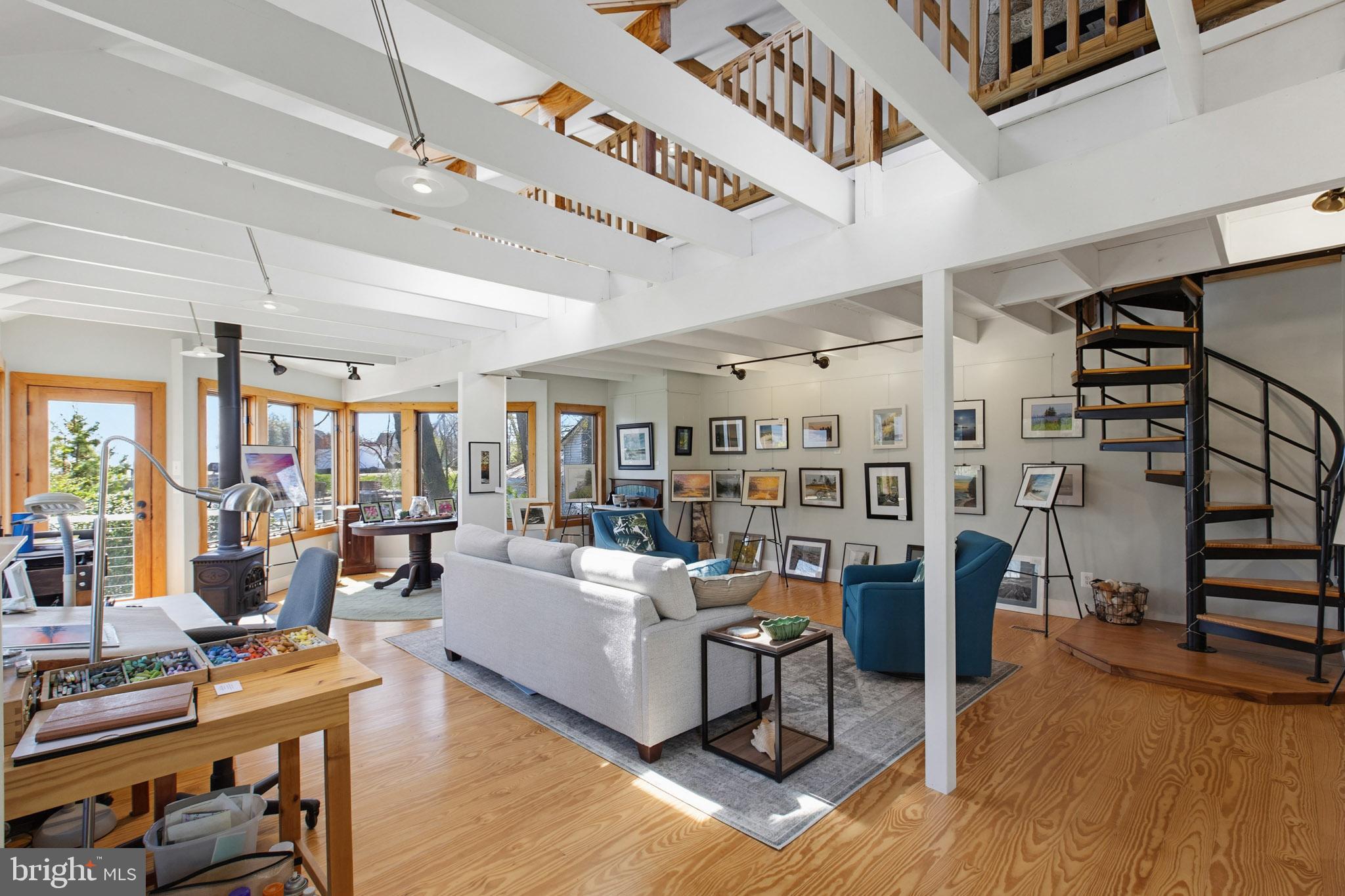 COMBS CREEK - Residential