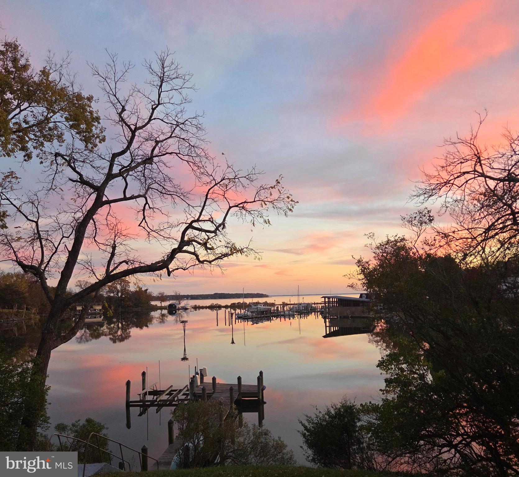 COMBS CREEK - Residential