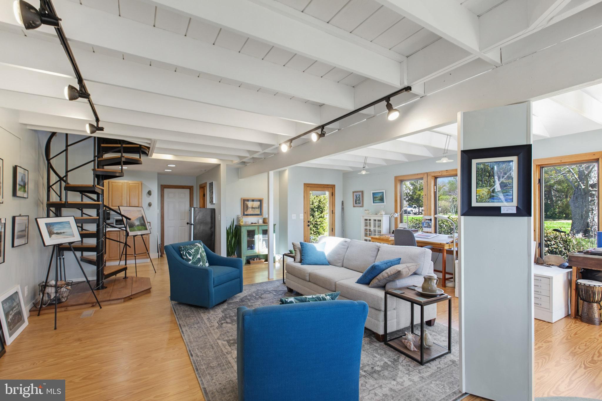 COMBS CREEK - Residential