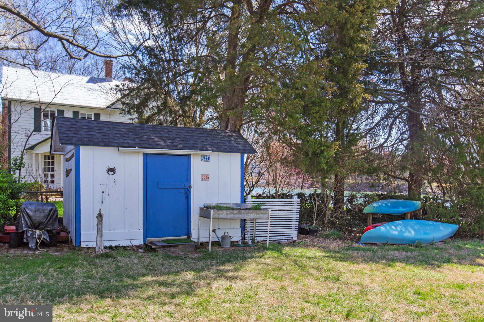 COMBS CREEK - Residential