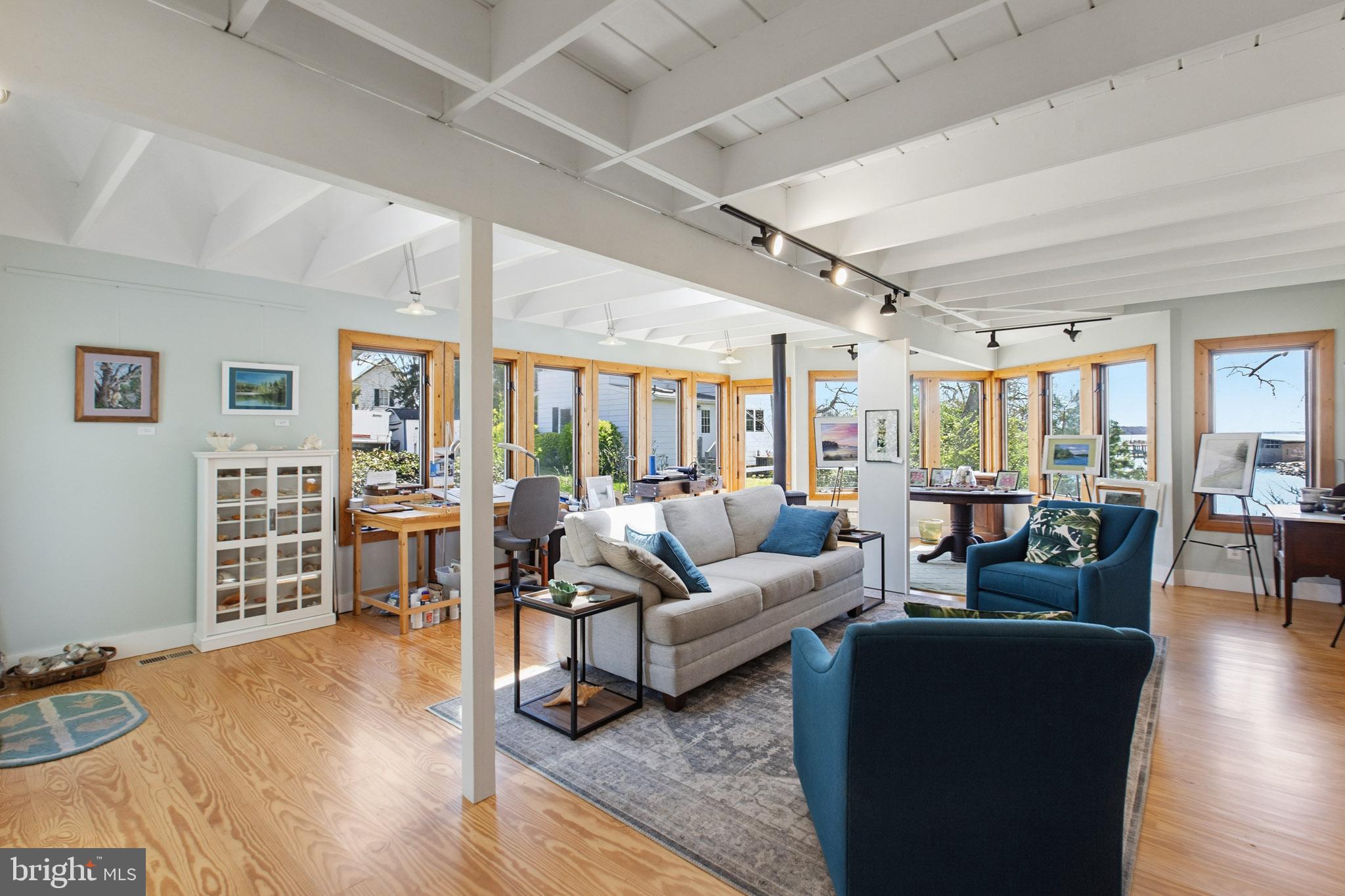 COMBS CREEK - Residential