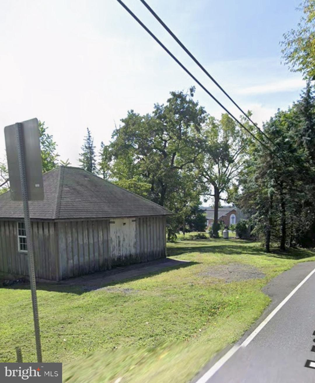 6 TOWNSHIP LINE ROAD