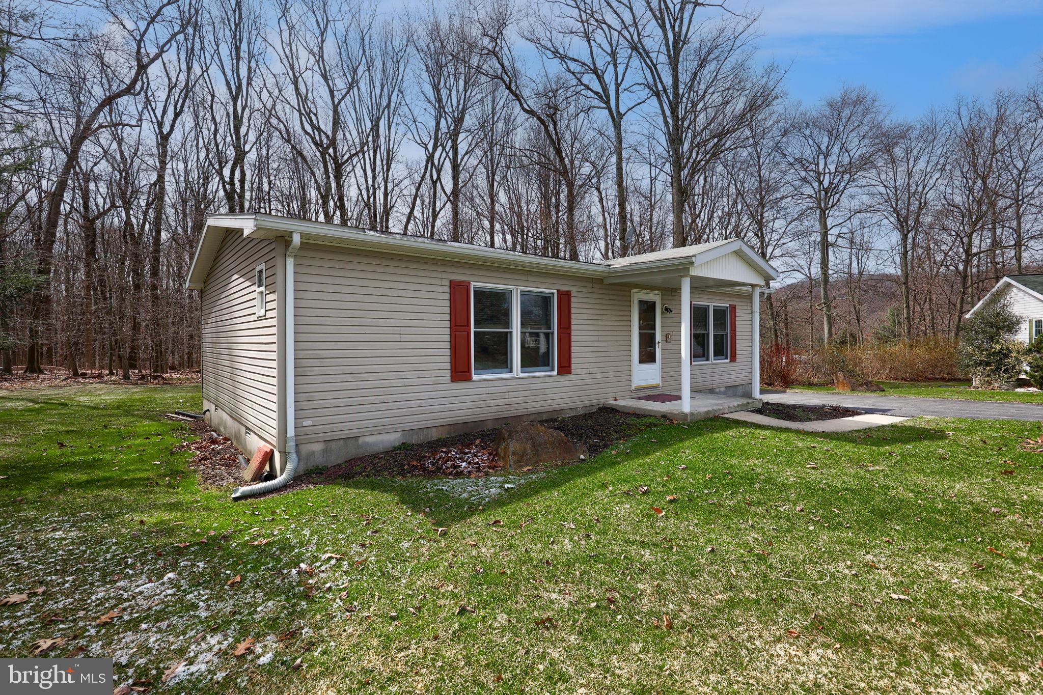 GRETNA SPRINGS COMMUNITY - Residential