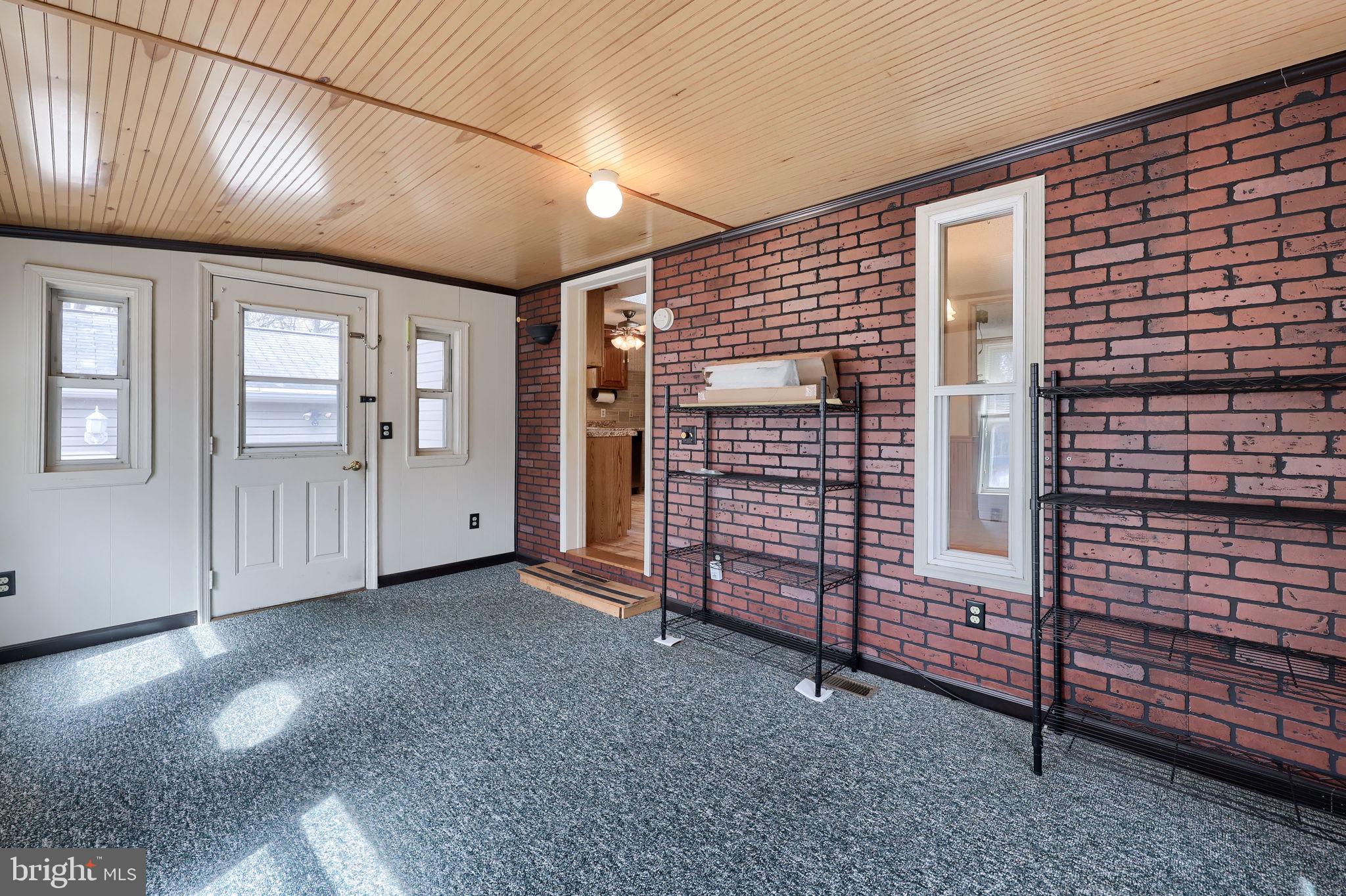 GRETNA SPRINGS COMMUNITY - Residential