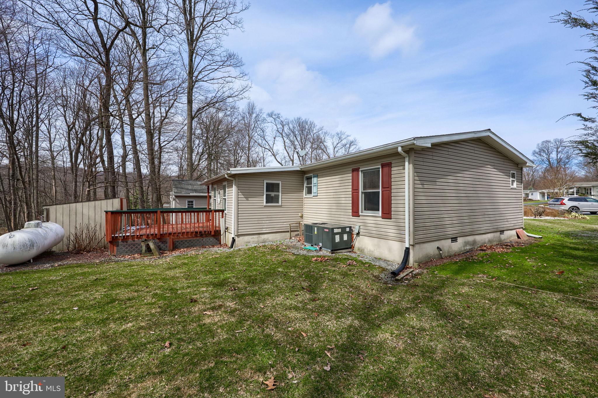 GRETNA SPRINGS COMMUNITY - Residential