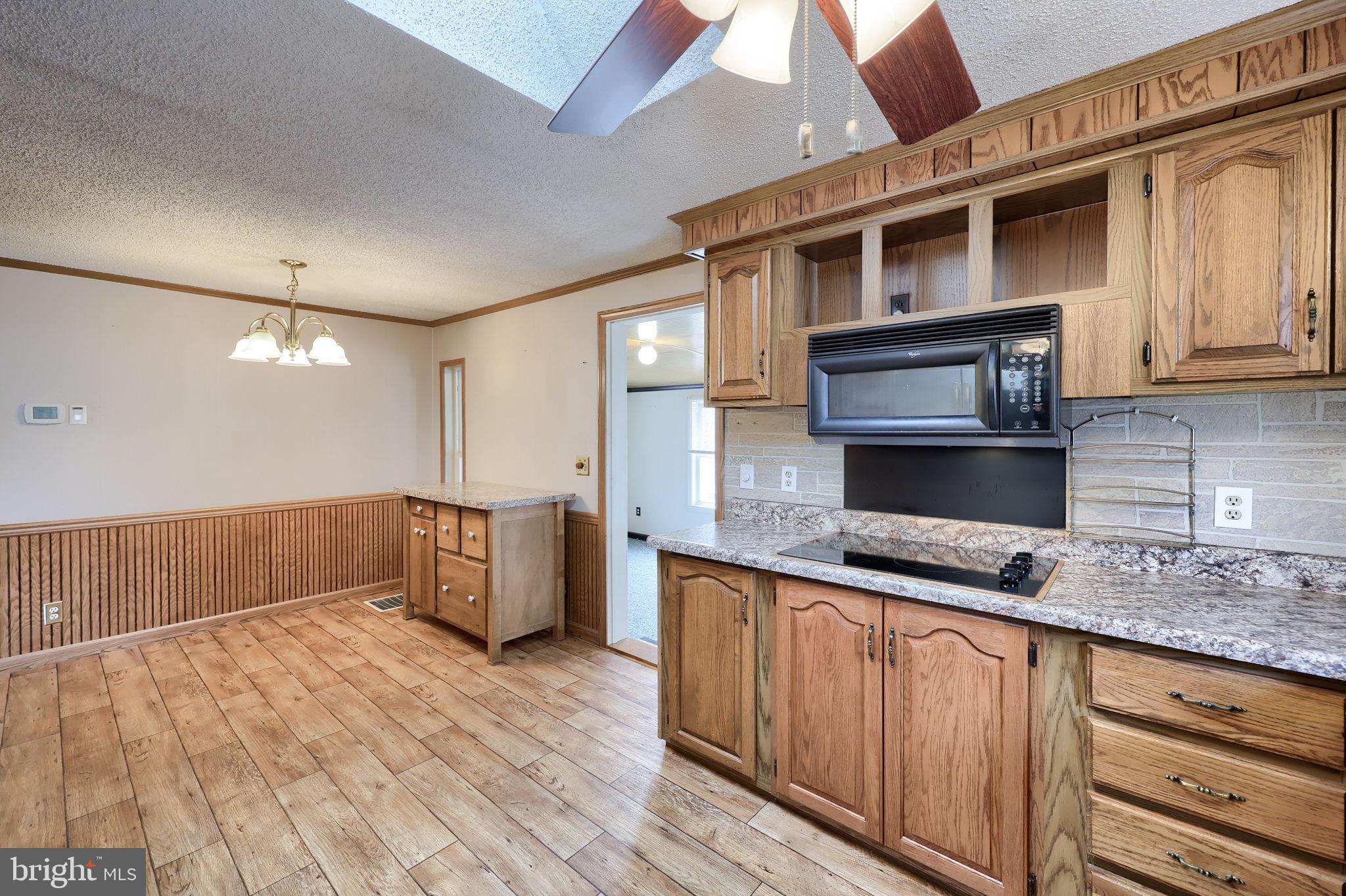 GRETNA SPRINGS COMMUNITY - Residential