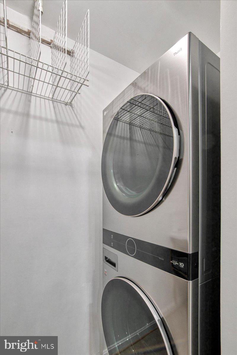 PROSPECT COVE AT LAKESID - Residential