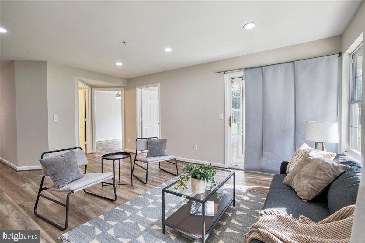 PROSPECT COVE AT LAKESID - Residential