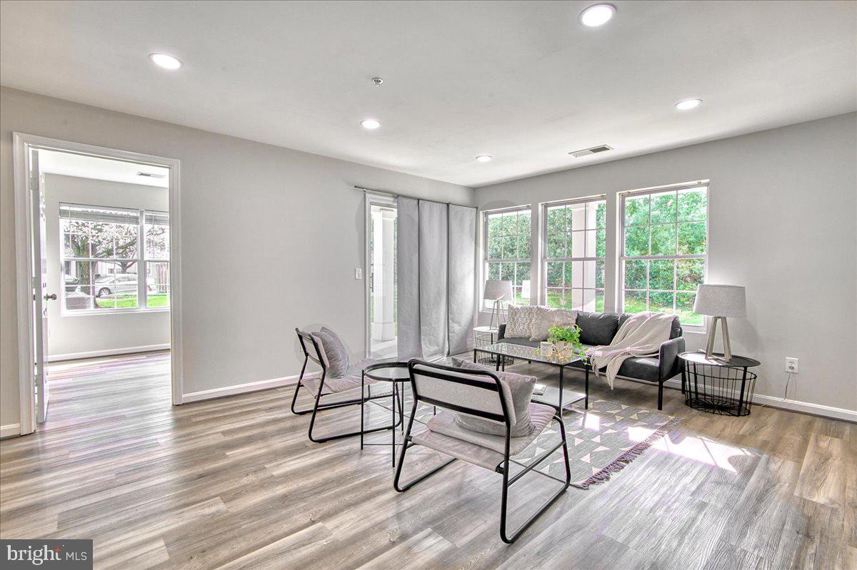 PROSPECT COVE AT LAKESID - Residential