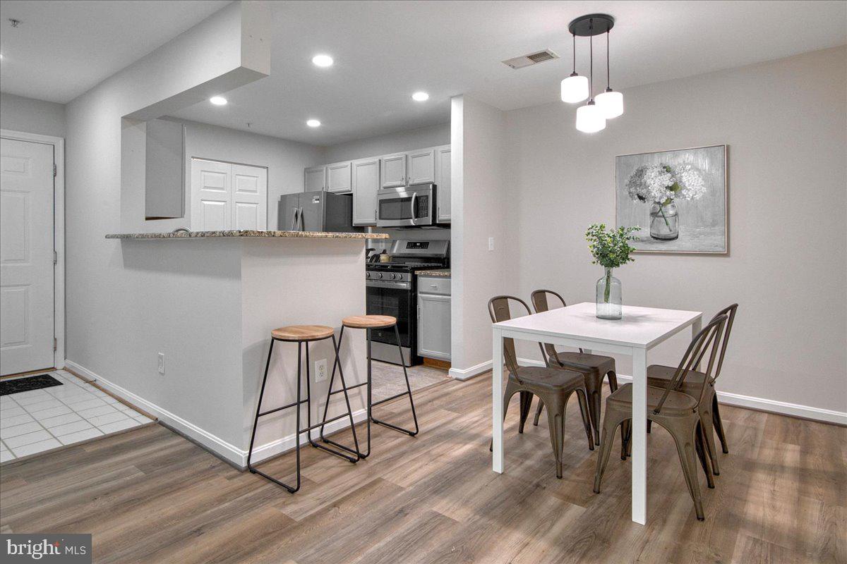 14192 CUDDY LOOP 102