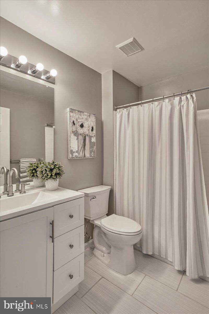 PROSPECT COVE AT LAKESID - Residential