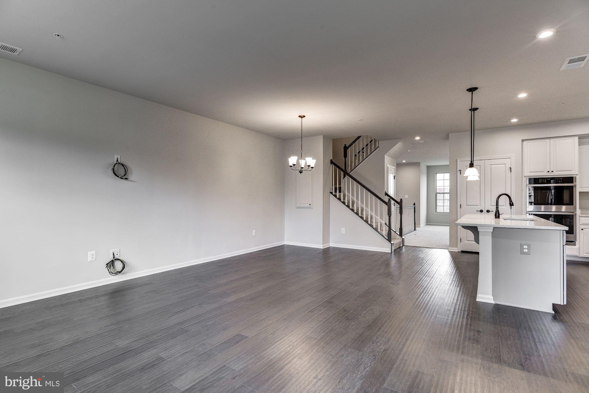 CABIN BRANCH - Residential