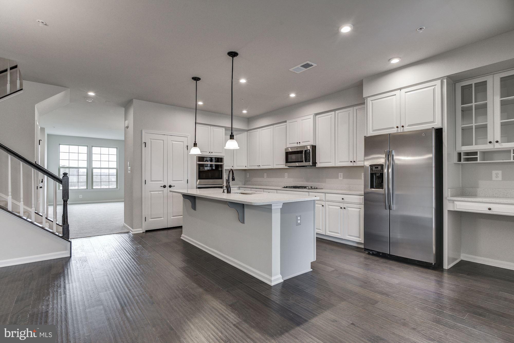 CABIN BRANCH - Residential