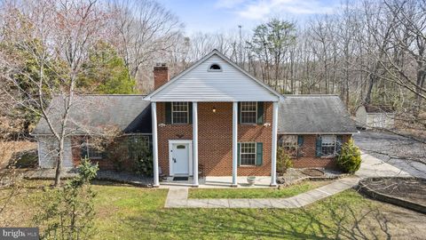 Homes For Sale - 8580 Crain Highway<br/> LA PLATA, MD 20646