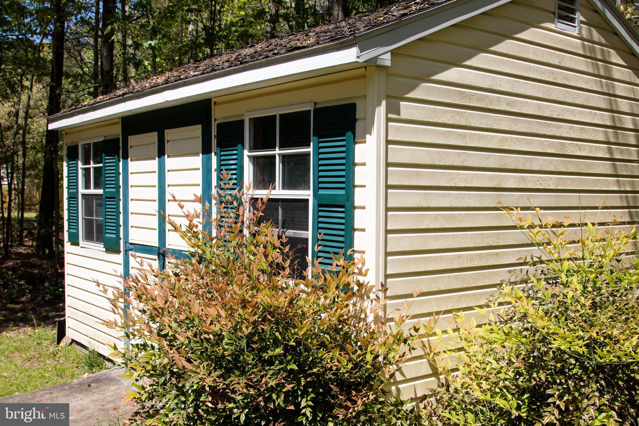 LAKE CAROLINE - Residential