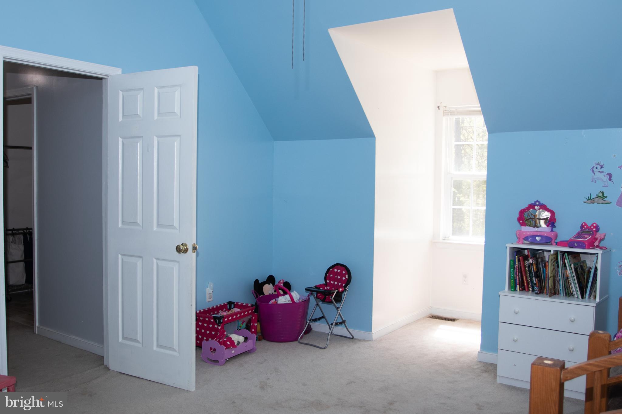 LAKE CAROLINE - Residential