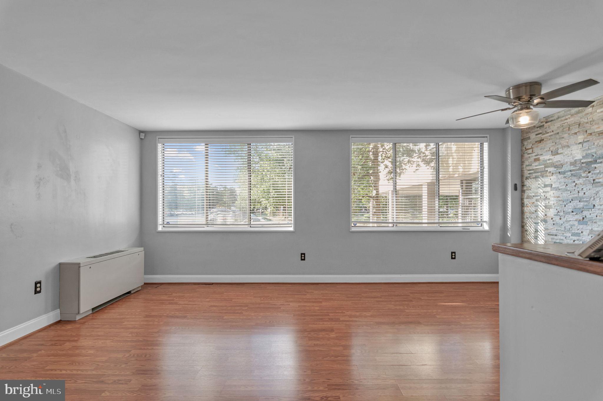 RIVER TOWERS - Residential