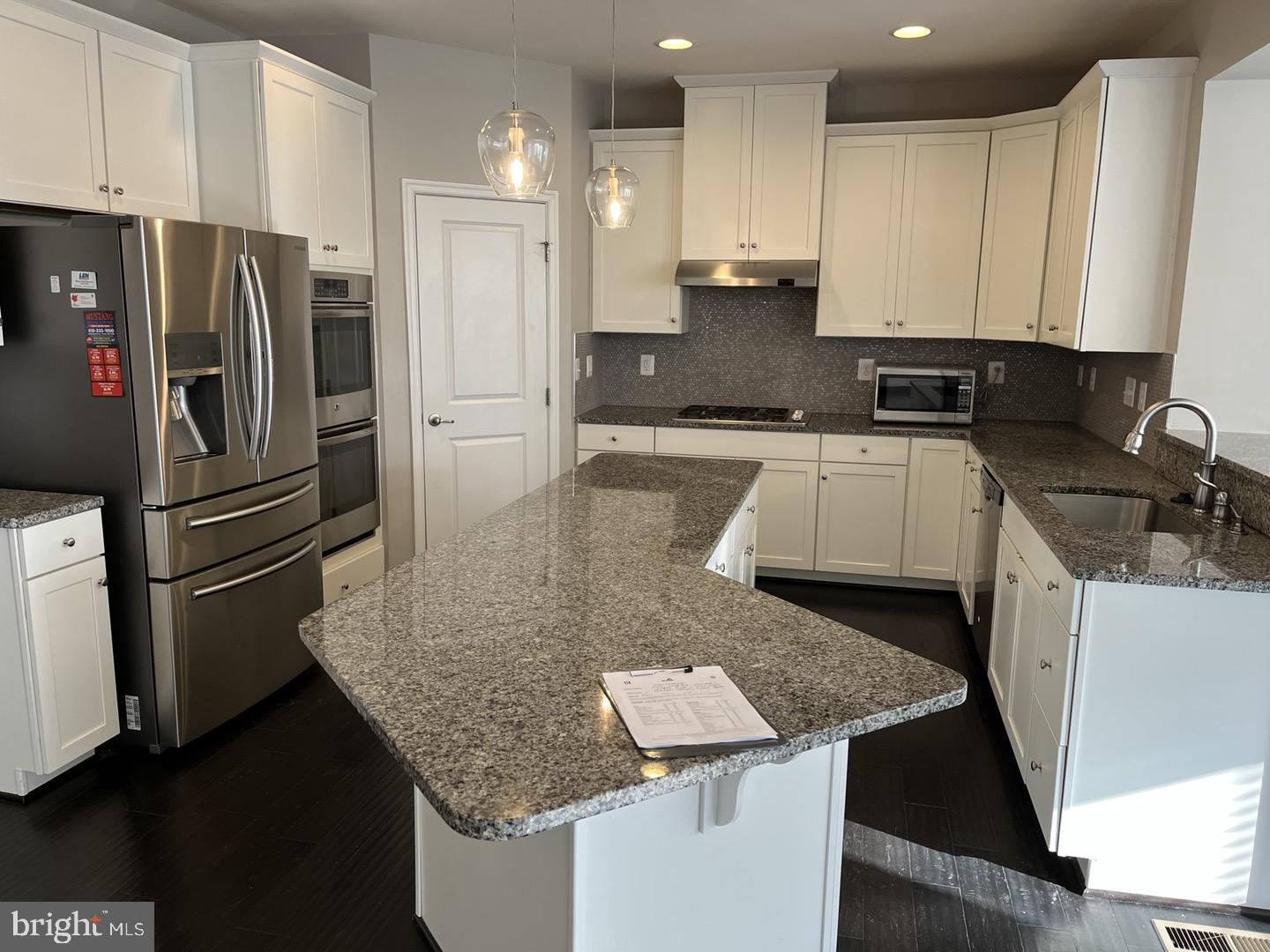 WINDLASS OVERLOOK - Residential Lease