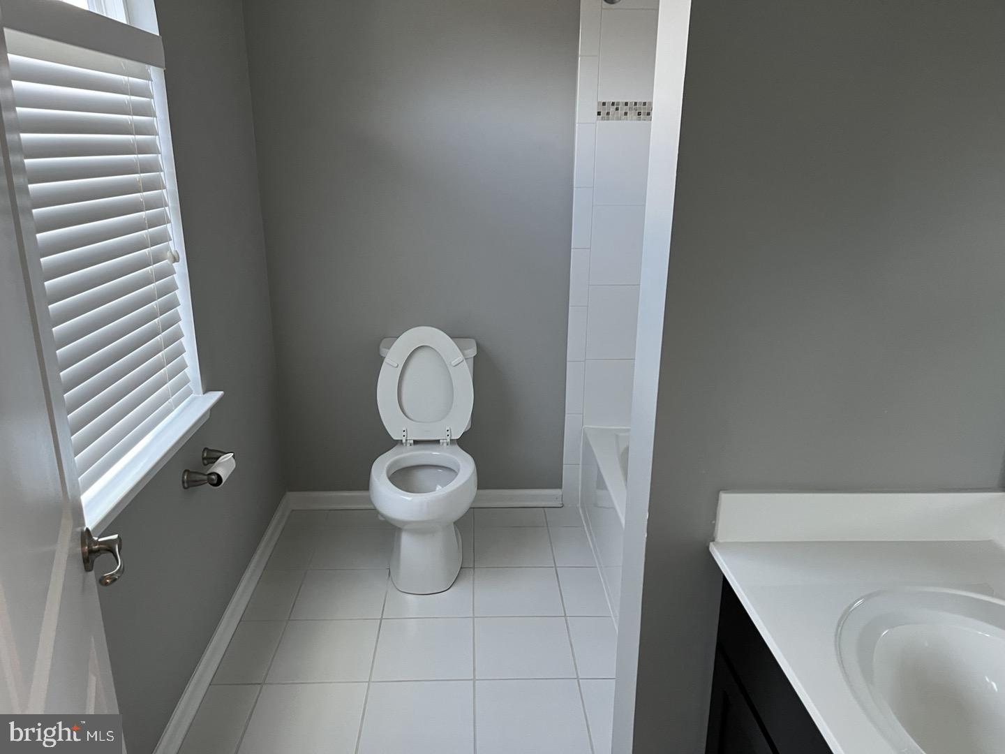 WINDLASS OVERLOOK - Residential Lease