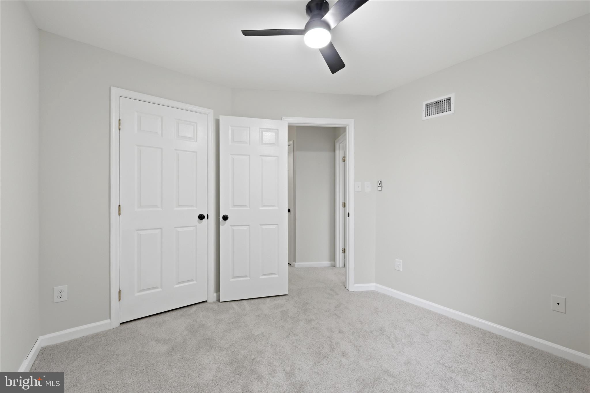 POTOMAC LAKES - Residential
