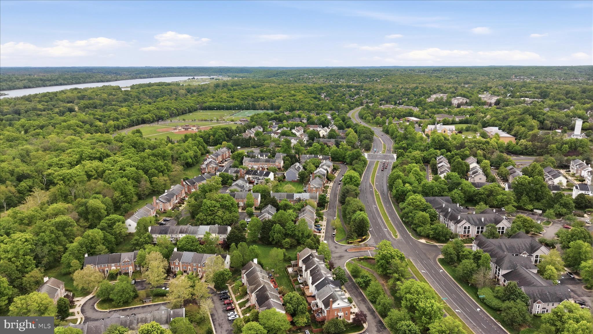 POTOMAC LAKES - Residential